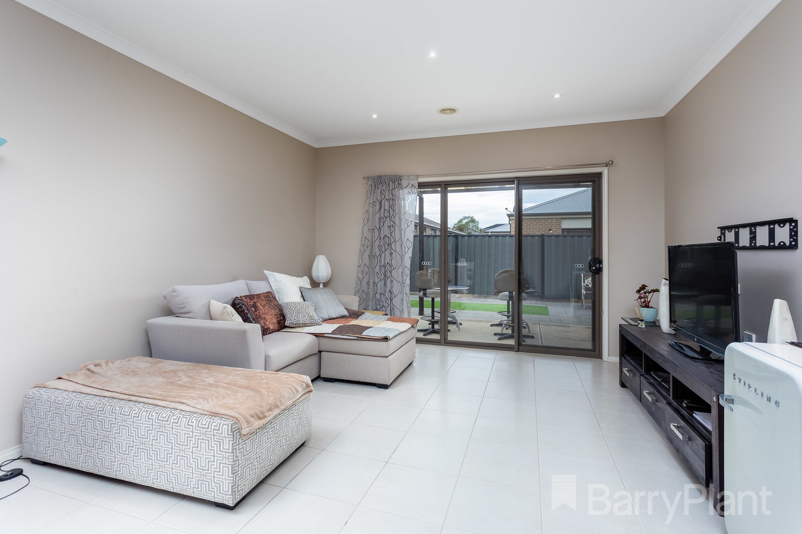 53 Nossal Drive, Point Cook, VIC 3030, Point Cook - Thumbnail 6