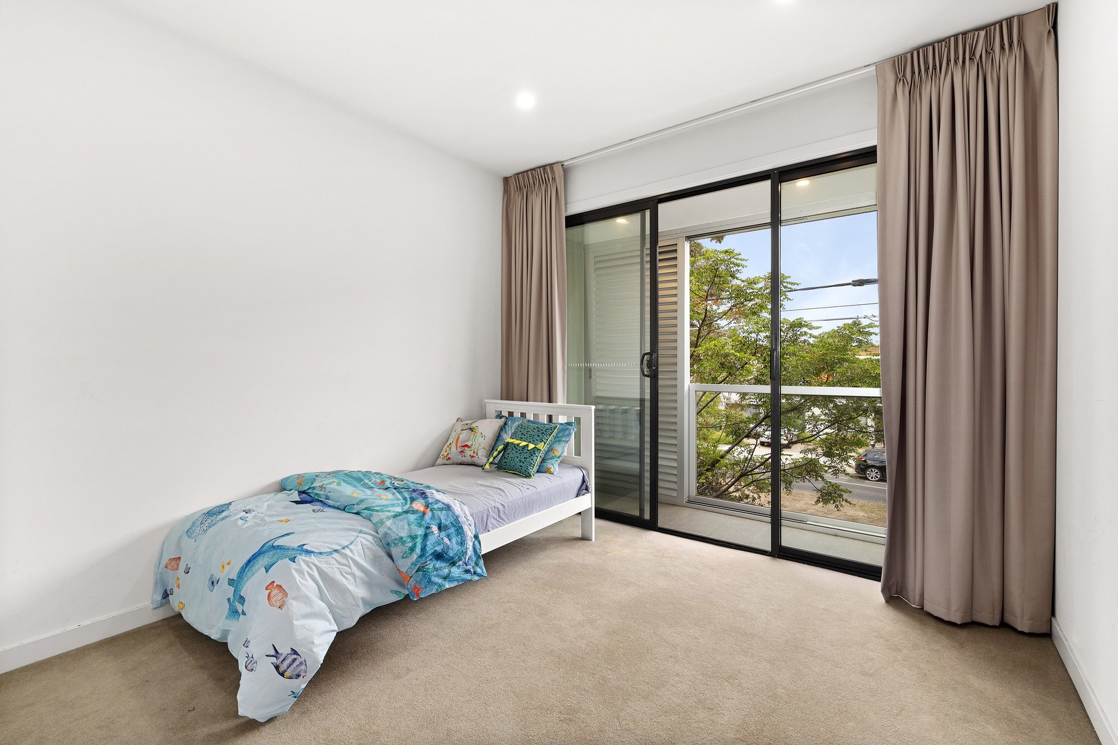 53 Oriel Road, Ivanhoe, VIC 3079, Ivanhoe - Thumbnail 8