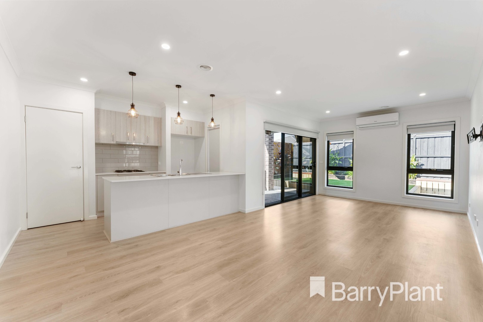 53 Stanmore Crescent, Wyndham Vale, VIC 3024, Wyndham Vale - Thumbnail 6