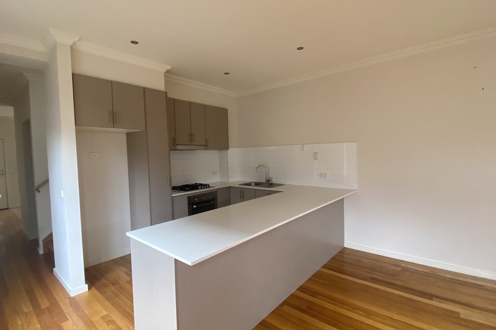 53 Steane Street, Reservoir, VIC 3073, Reservoir - Thumbnail 5
