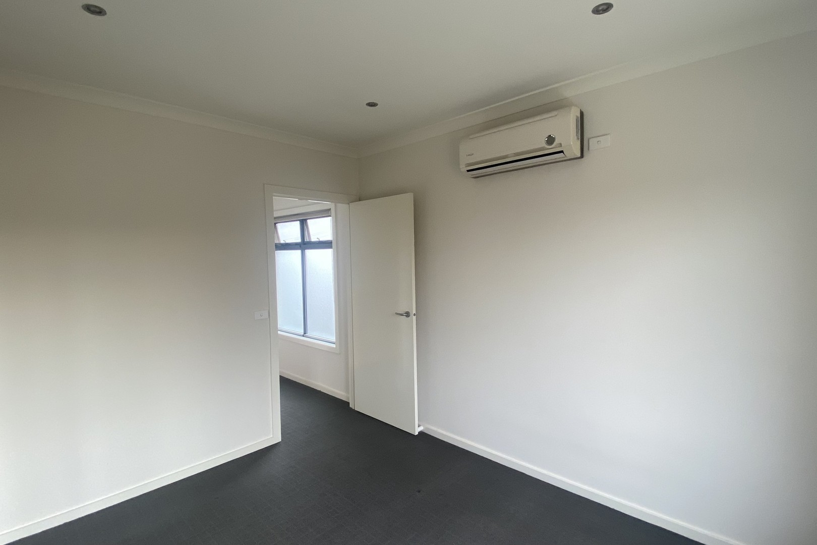 53 Steane Street, Reservoir, VIC 3073, Reservoir - Thumbnail 8