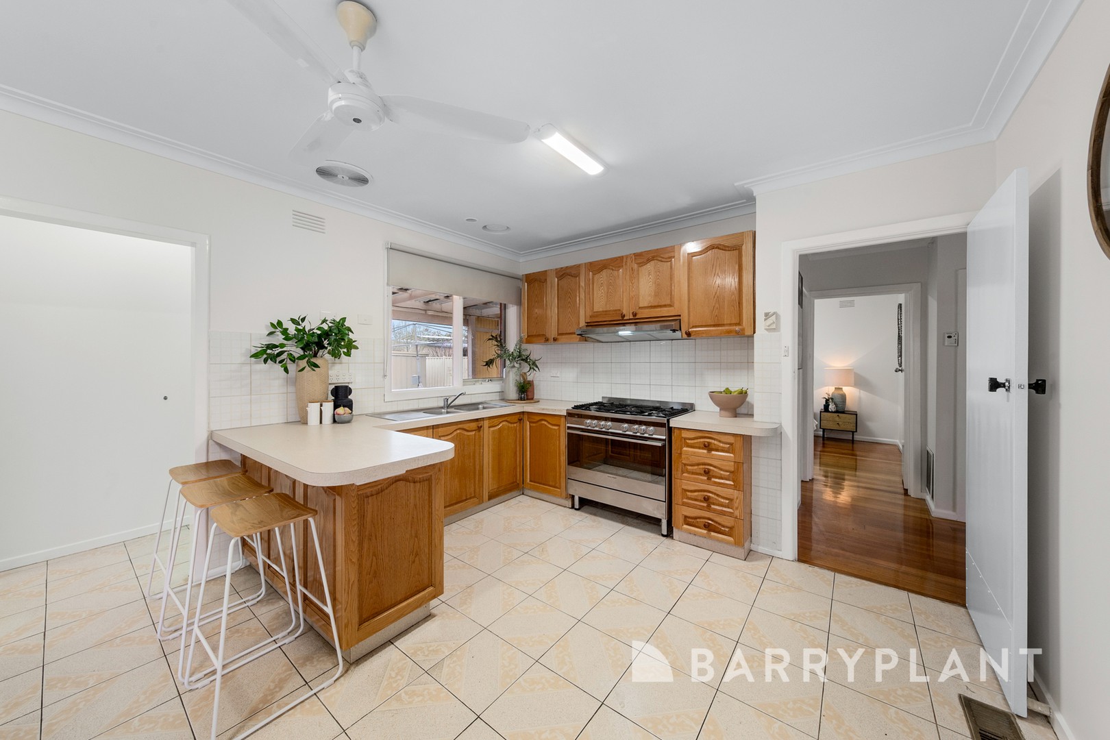53 Stradbroke Drive, St Albans, VIC 3021, St Albans - Thumbnail 4