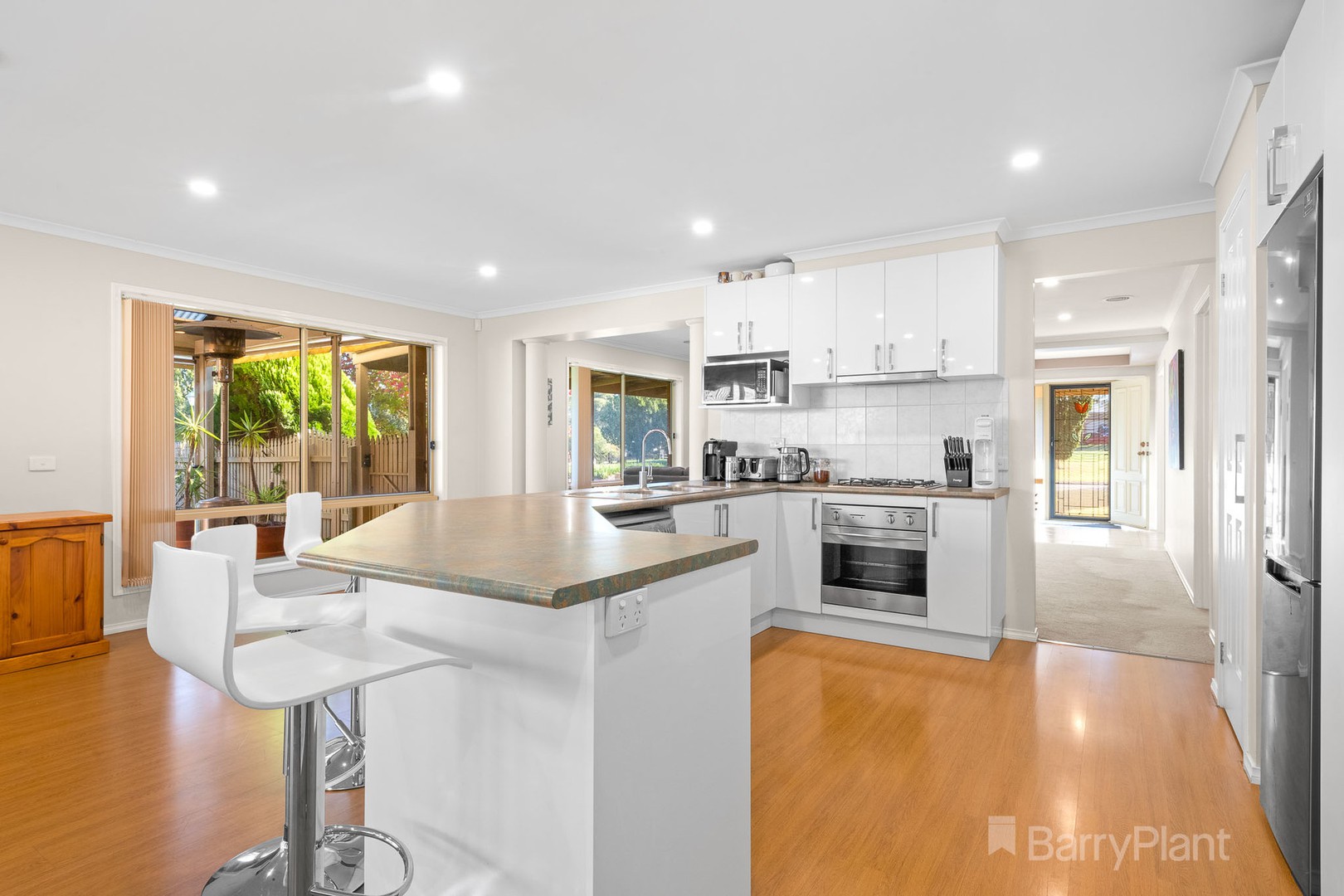 53 Streeton Way, Berwick, VIC 3806, Berwick - Thumbnail 7