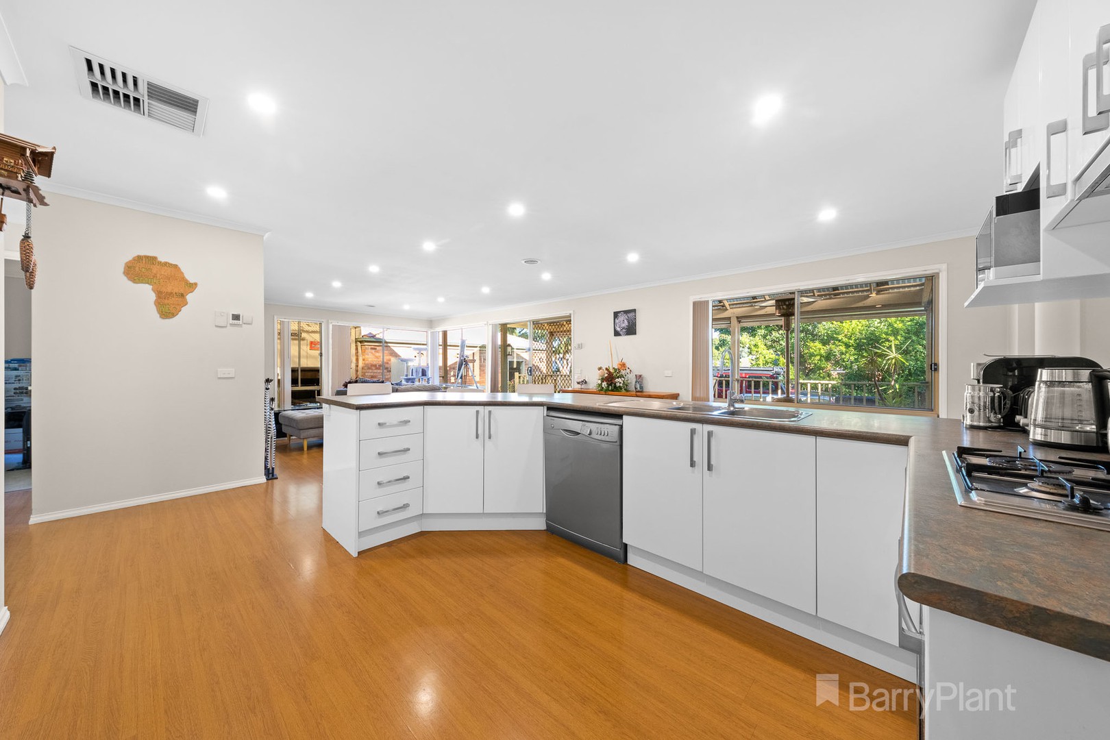 53 Streeton Way, Berwick, VIC 3806, Berwick - Thumbnail 8