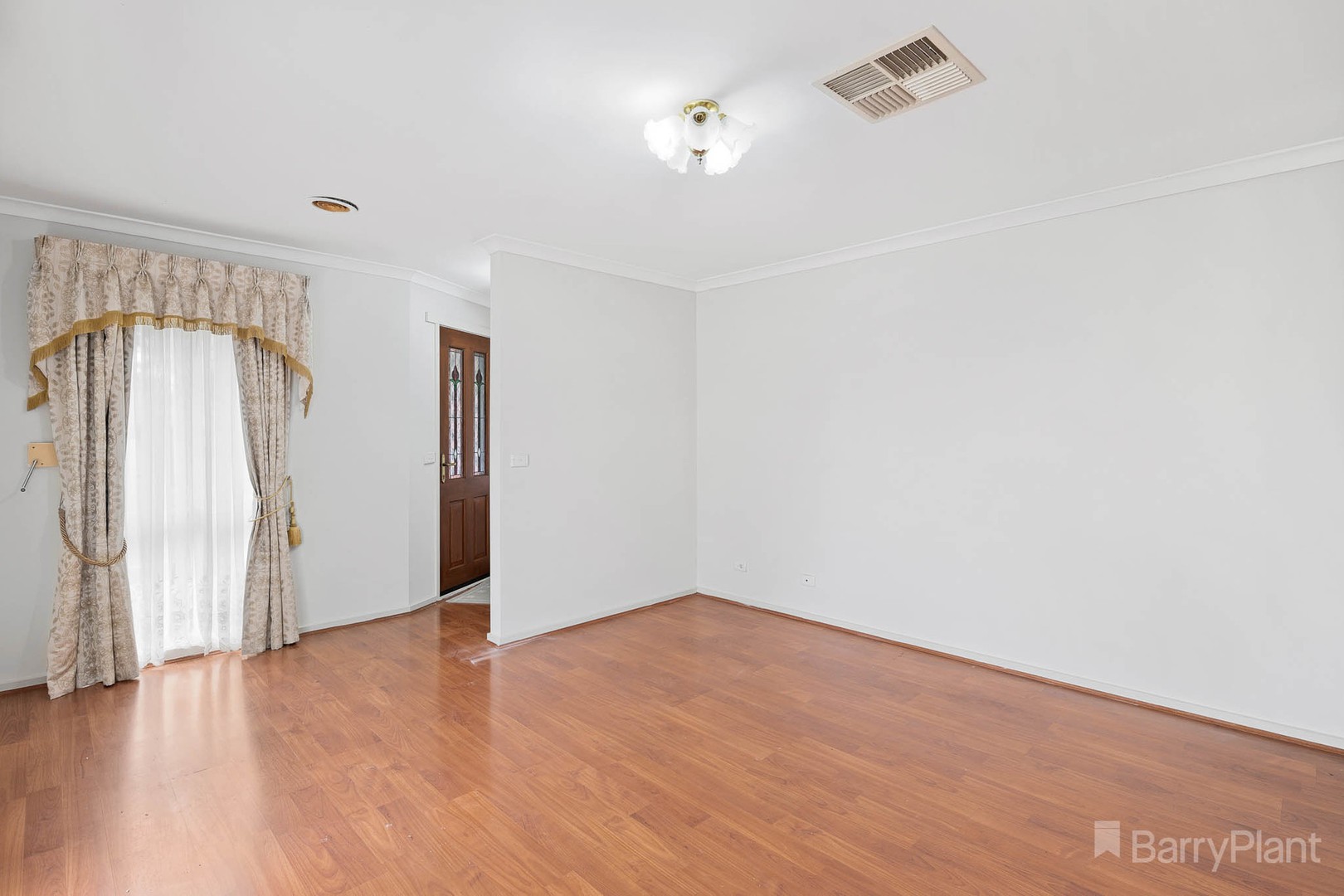 53 Tarcoola Drive, Narre Warren, VIC 3805 - Thumbnail 2 - 01/02/2023