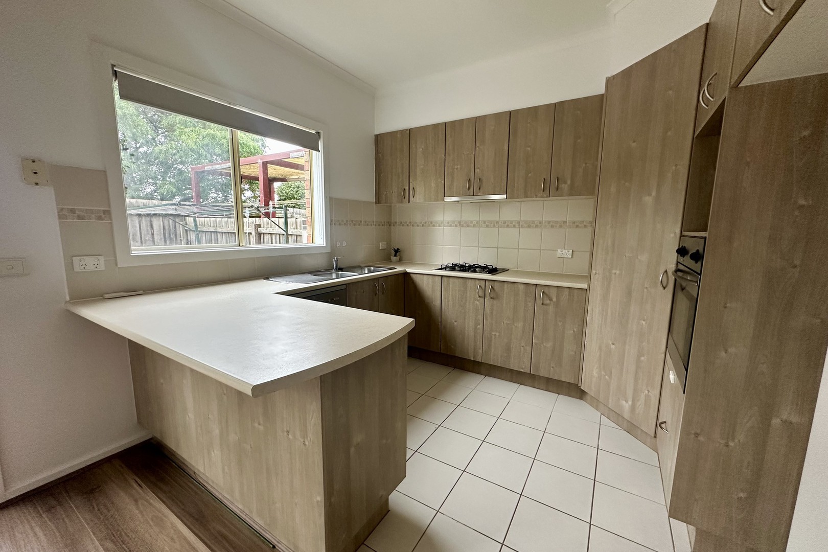 53 The Glades, Taylors Hill, VIC 3037, Taylors Hill - Thumbnail 3