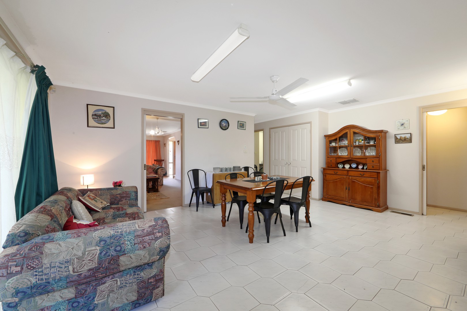 53 Trisha Drive, Rowville, VIC 3178, Rowville - Thumbnail 4