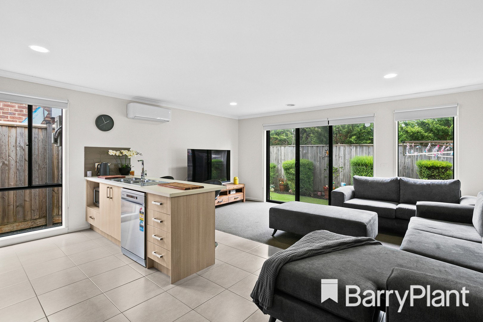 53 Twain Way, Fraser Rise, VIC 3336, Fraser Rise - Thumbnail 3