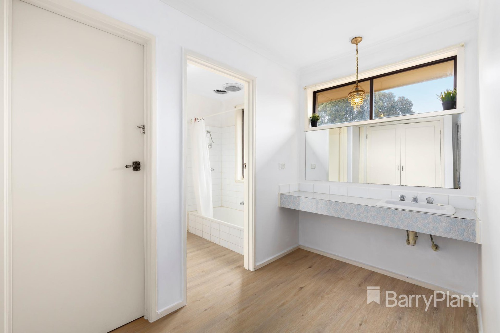 53 Wahroonga CrescentGreensborough, VIC 3088, Greensborough - Thumbnail 6