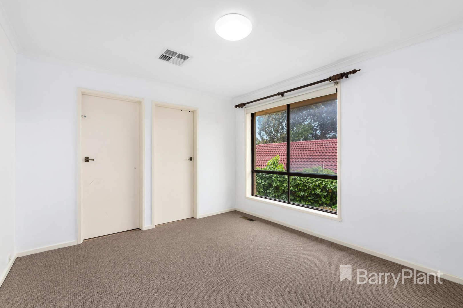 53 Wahroonga CrescentGreensborough, VIC 3088, Greensborough - Thumbnail 7