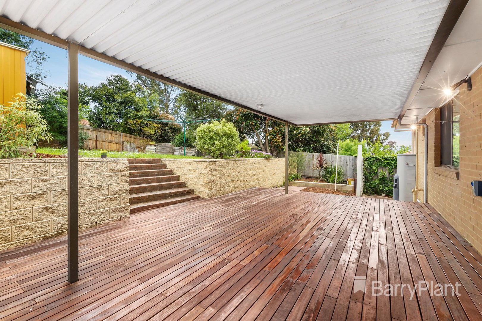 53 Wahroonga CrescentGreensborough, VIC 3088, Greensborough - Thumbnail 8