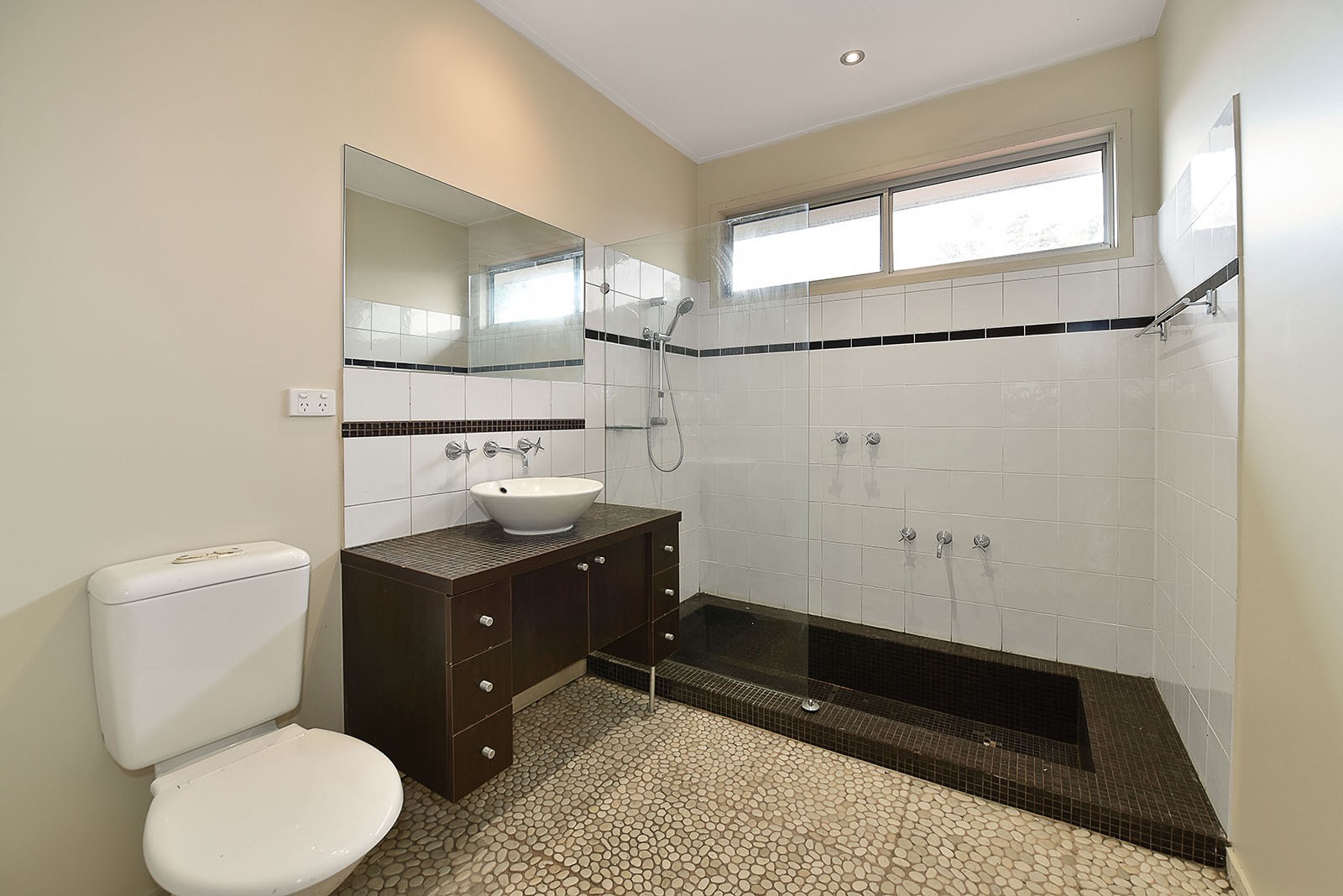 53A Deutscher Street, Avondale Heights, VIC 3034, Avondale Heights - Thumbnail 4