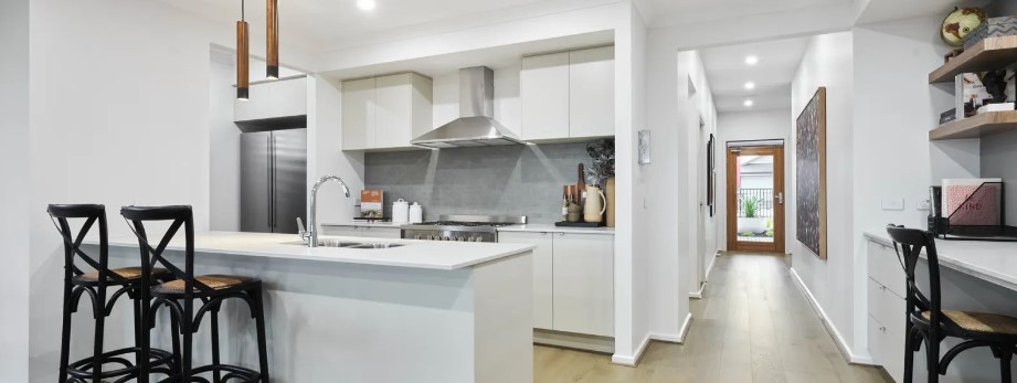 54 Jacqueline Road, Mount Waverley, VIC 3149 - Thumbnail 2 - 12/06/2025