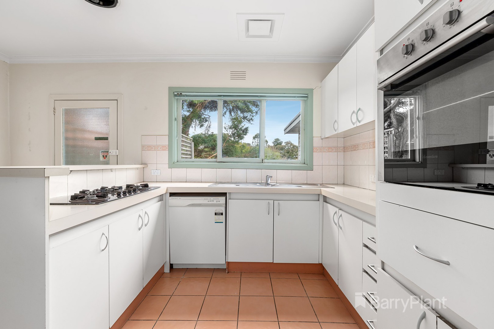 54 Alma Street, Lower Plenty, VIC 3093, Lower Plenty - Thumbnail 3