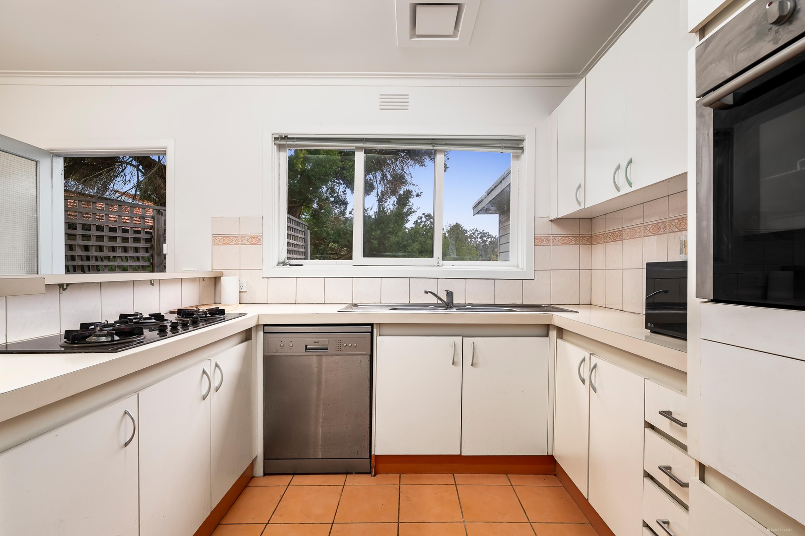 54 Alma Street, Lower Plenty, VIC 3093, Lower Plenty - Thumbnail 3