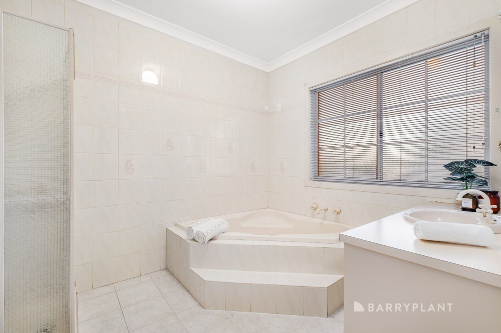 54 Arthur Phillip Way, Mill Park, VIC 3082, Mill Park - Thumbnail 6