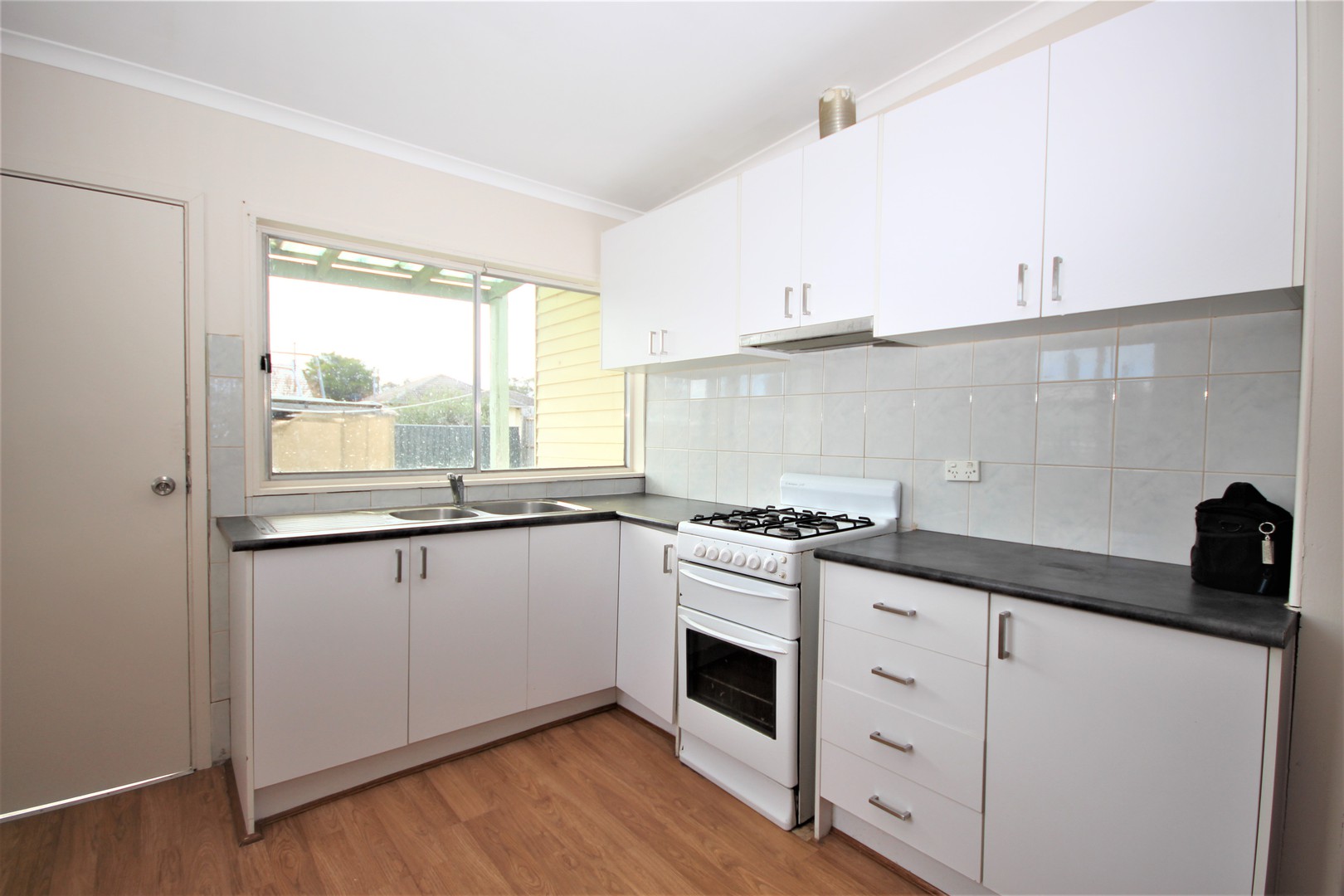 54 Canadian Parade, Corio, VIC 3214, Corio - Thumbnail 4