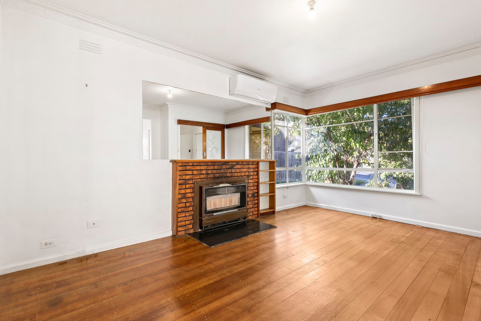 54 Coghlan Street, Niddrie, VIC 3042, Niddrie - Thumbnail 4