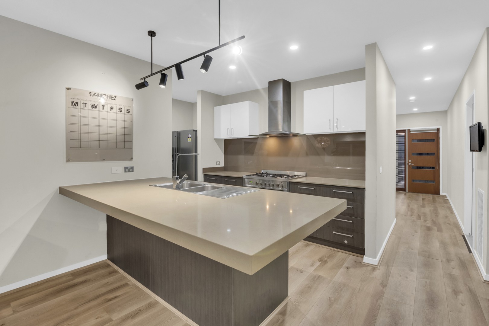 54 Domain Way, Craigieburn, VIC 3064, Craigieburn - Thumbnail 2