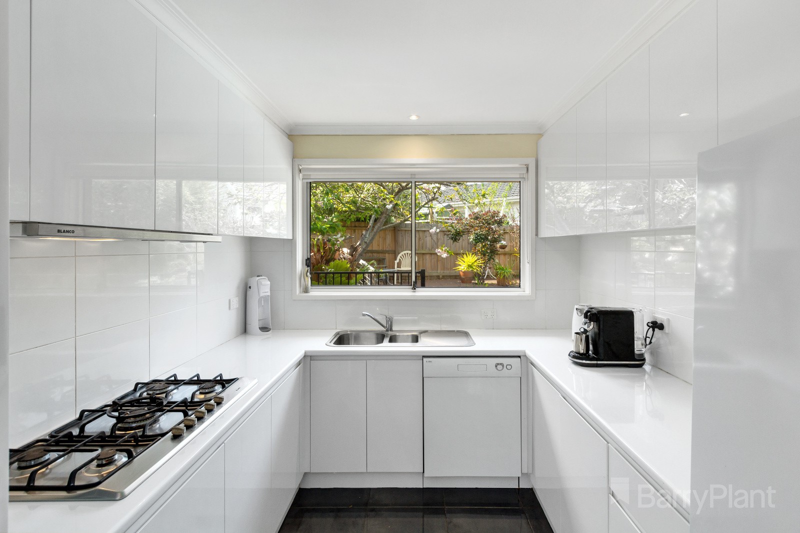 54 Gateshead Drive, Wantirna South, VIC 3152, Wantirna South - Thumbnail 2