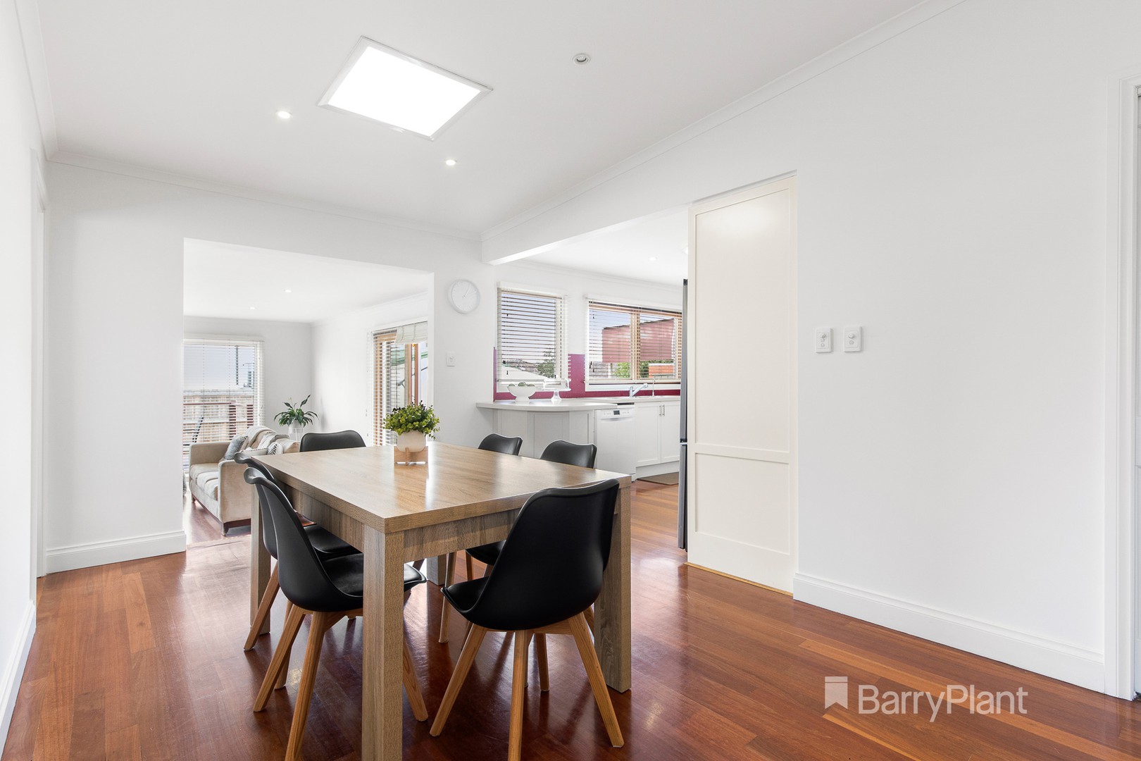 54 Huntington GroveCoburg, VIC 3058, Coburg - Thumbnail 3
