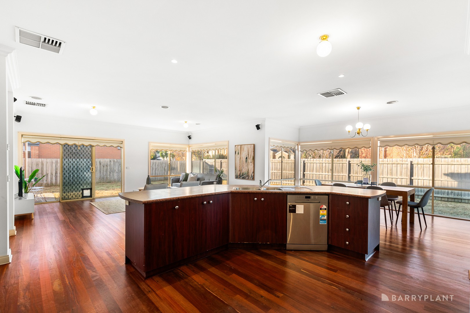 54 Jamieson Way, Point Cook, VIC 3030, Point Cook - Thumbnail 7