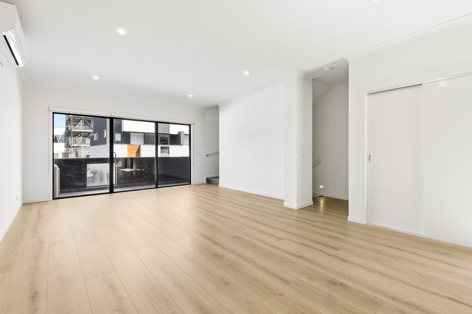 54 Kavanagh  Crescent, Keilor Downs, VIC 3038, Keilor Downs - Thumbnail 4