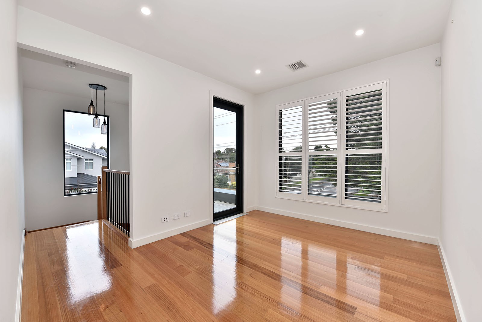 54 Lawson Street, Essendon, VIC 3040, Essendon - Thumbnail 4