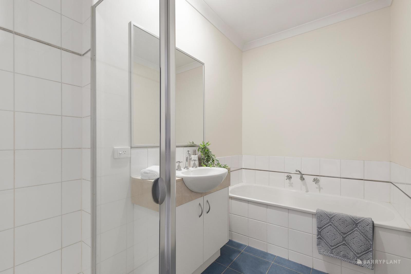 54 Madison Boulevard, Mitcham, VIC 3132, Mitcham - Thumbnail 6