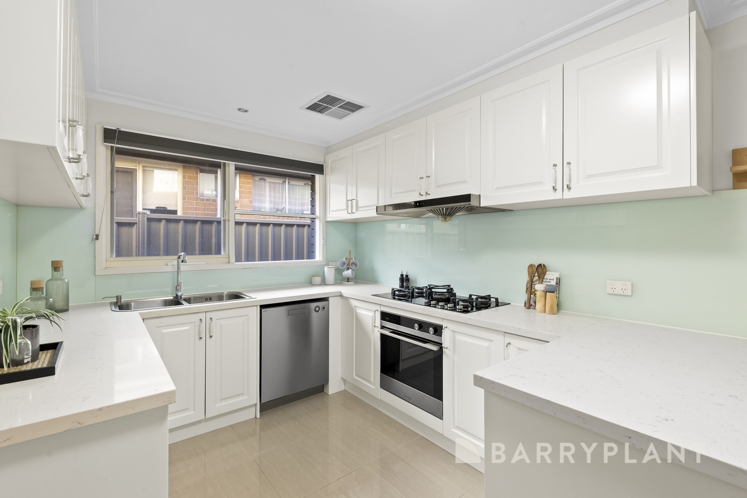 54 Moreton Crescent, Bundoora, VIC 3083, Bundoora - Thumbnail 3