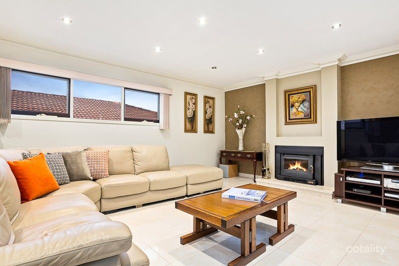 54 Newlands Crescent, Doncaster East, VIC 3109 - Thumbnail 1 - 02/04/2026