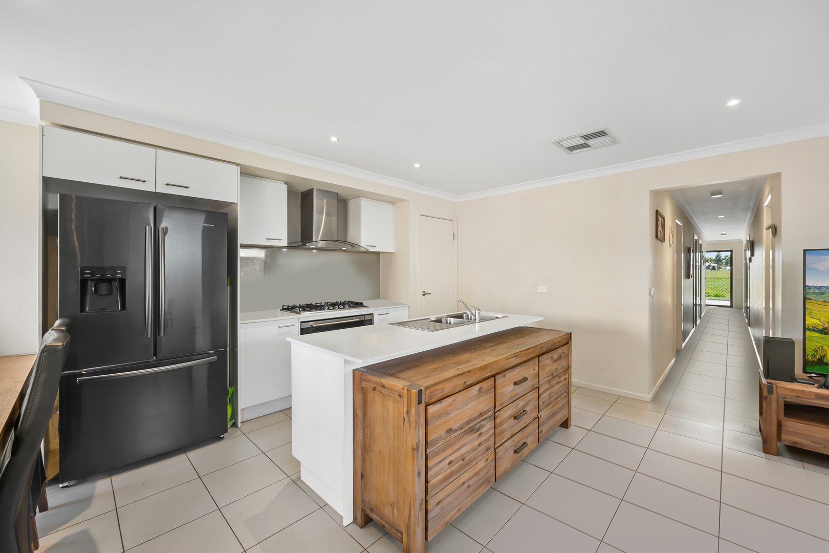 54 Powlett Street, Werribee, VIC 3030 - Thumbnail 2 - 04/10/2023