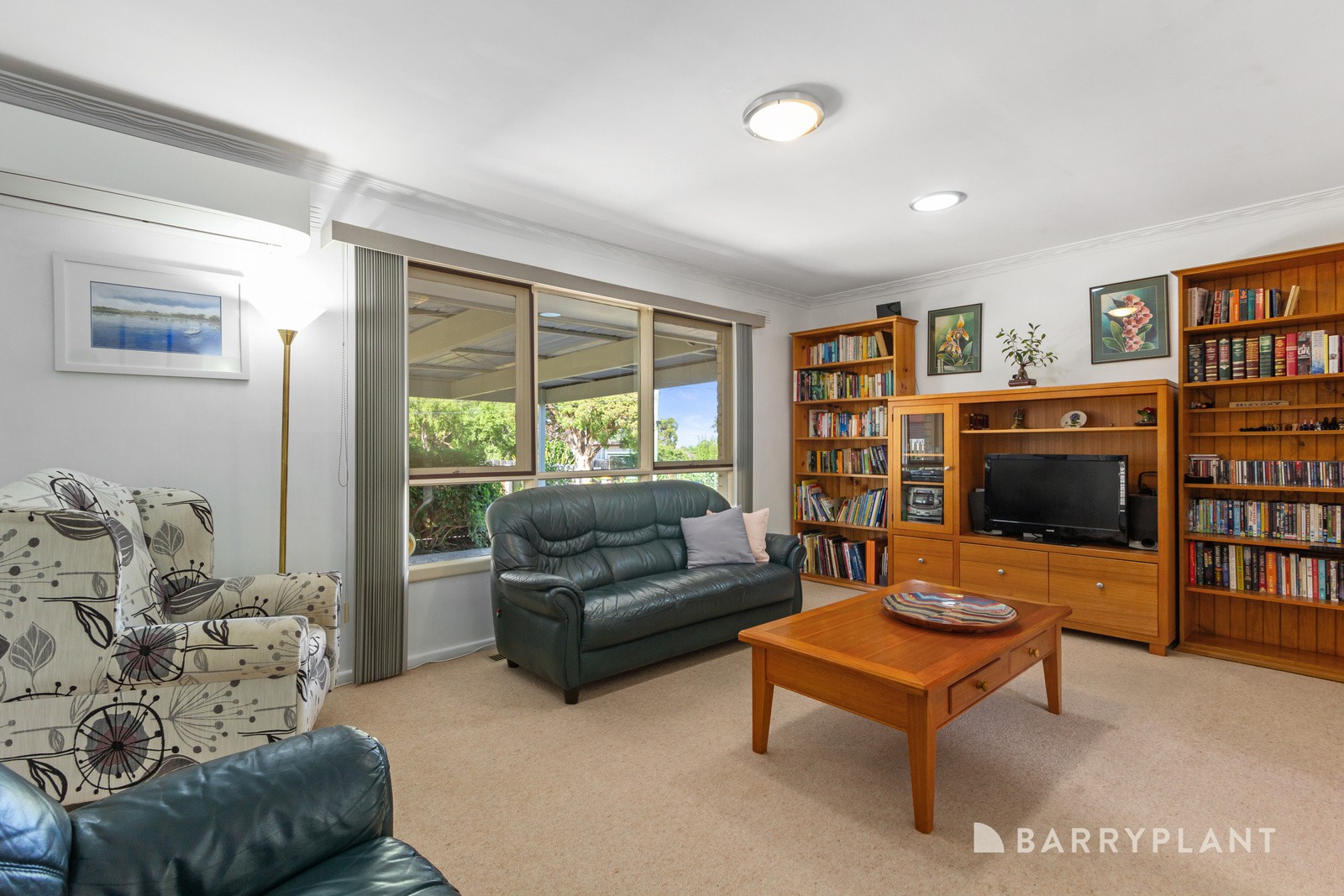 54 Robertson Crescent, Boronia, VIC 3155, Boronia - Thumbnail 2