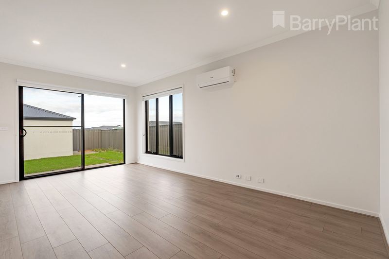 54 Templemore Road, Beveridge, VIC 3753 - Thumbnail 2 - 09/06/2026