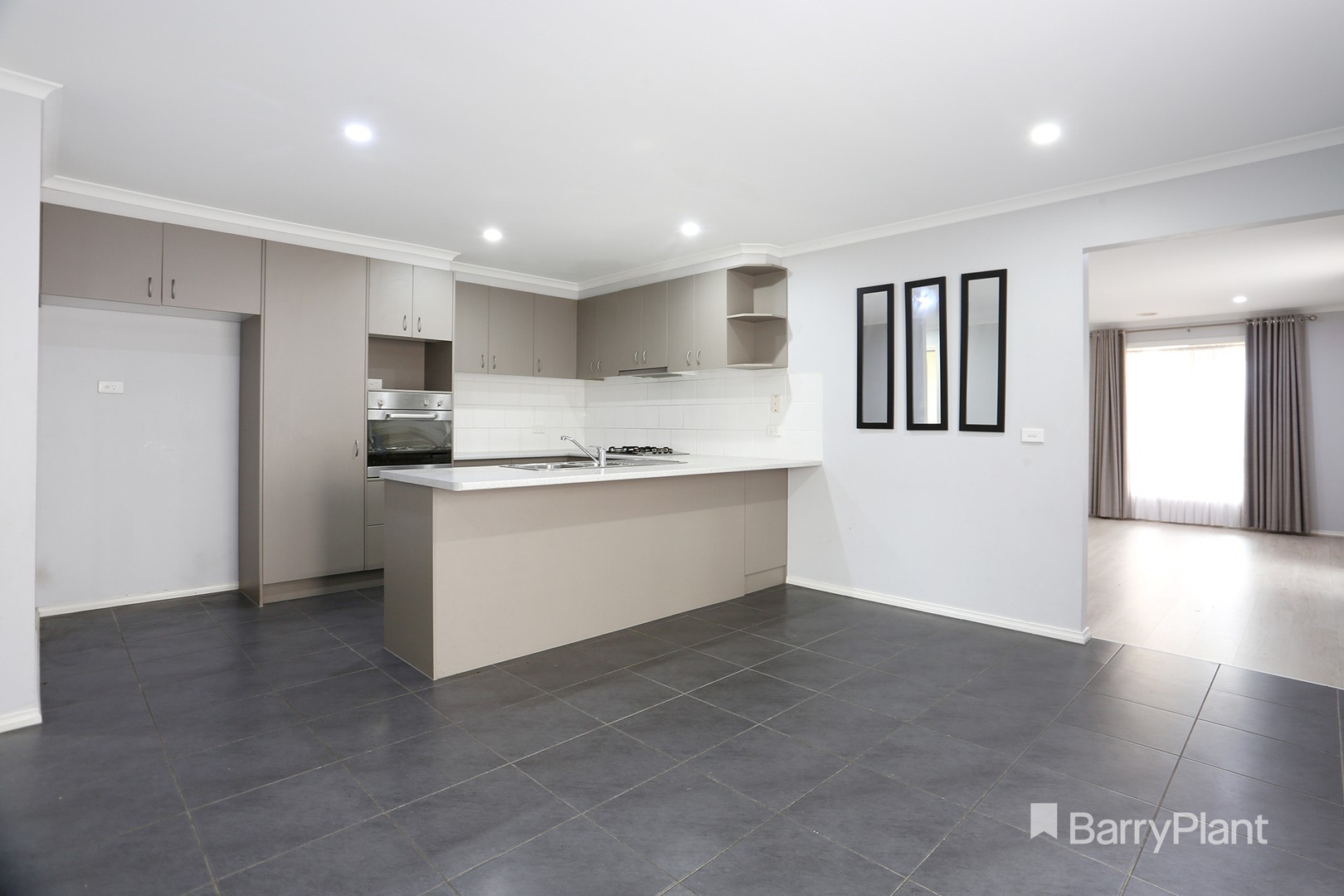 54 Webster Way, Pakenham, VIC 3810, Pakenham - Thumbnail 4