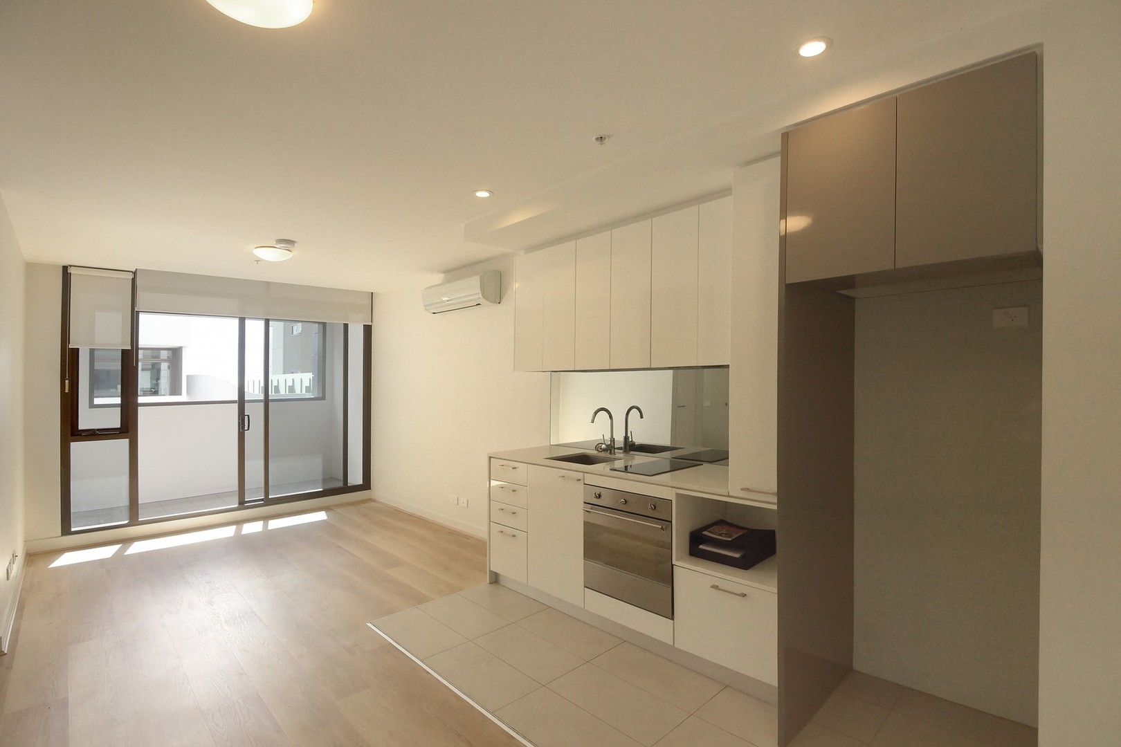 5405/185 Weston Street, Brunswick East, VIC 3057 - Thumbnail 2 - 03/04/2024