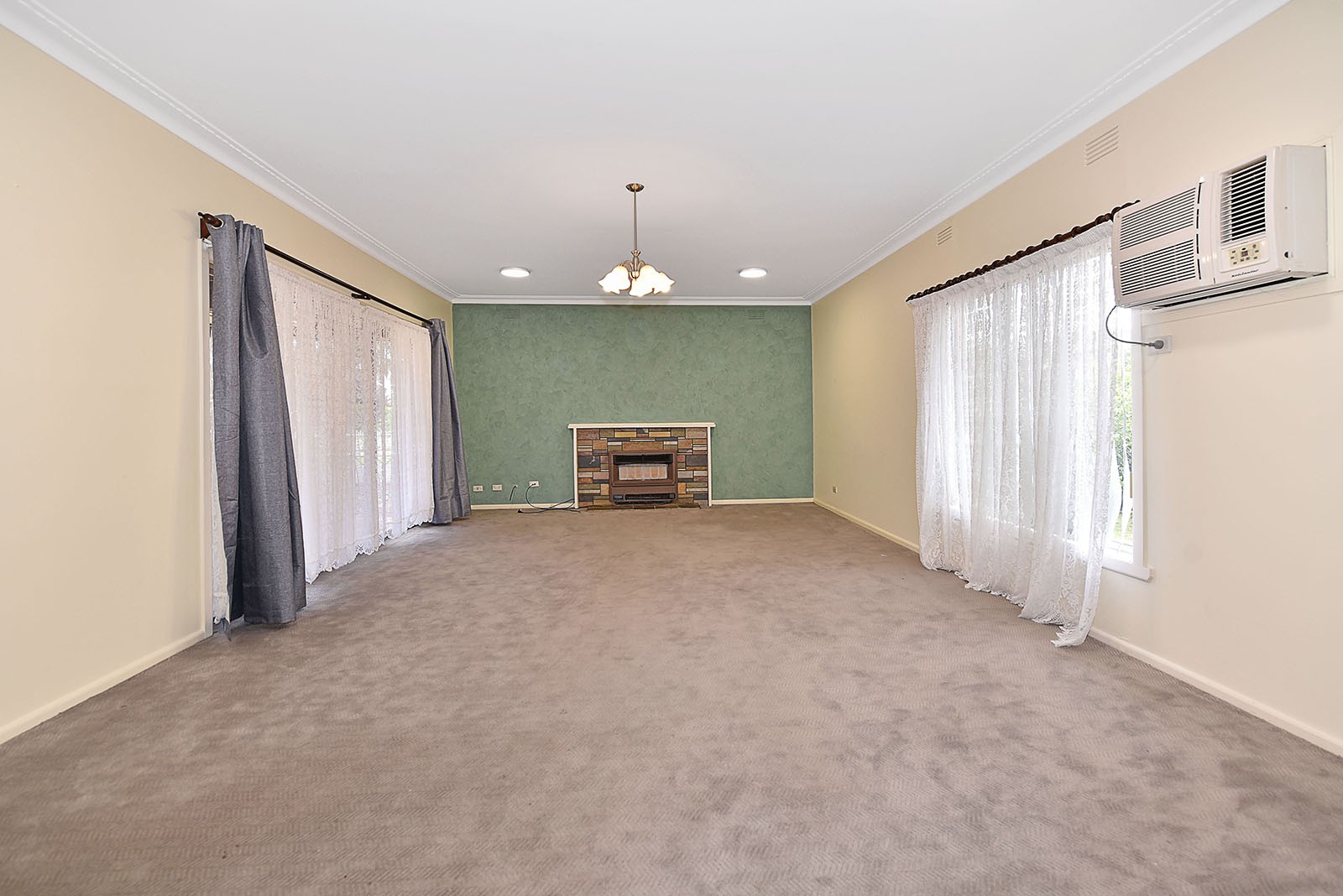 546 Buckley Street, Keilor East, VIC 3033, Keilor East - Thumbnail 4