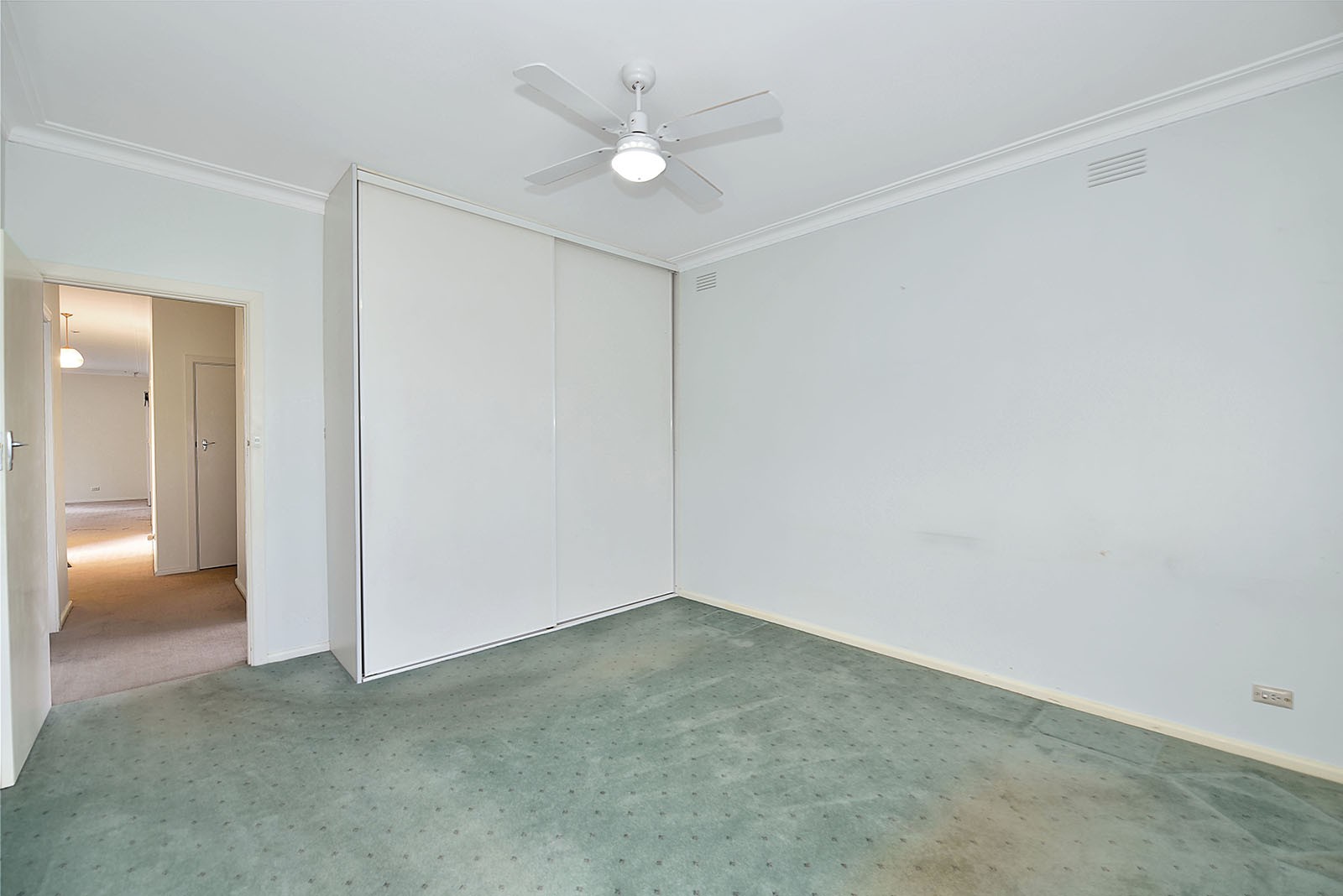 546 Buckley Street, Keilor East, VIC 3033, Keilor East - Thumbnail 5