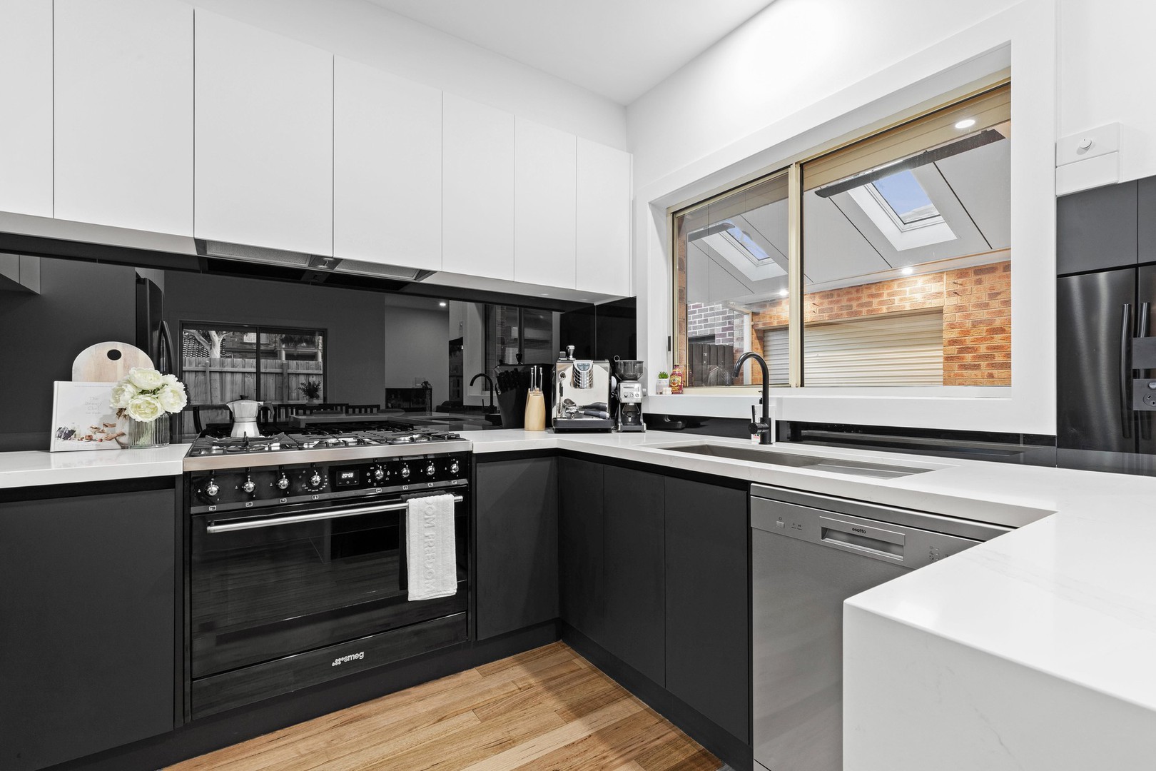 55 Bloomsbury Drive, Taylors Hill, VIC 3037, Taylors Hill - Thumbnail 3