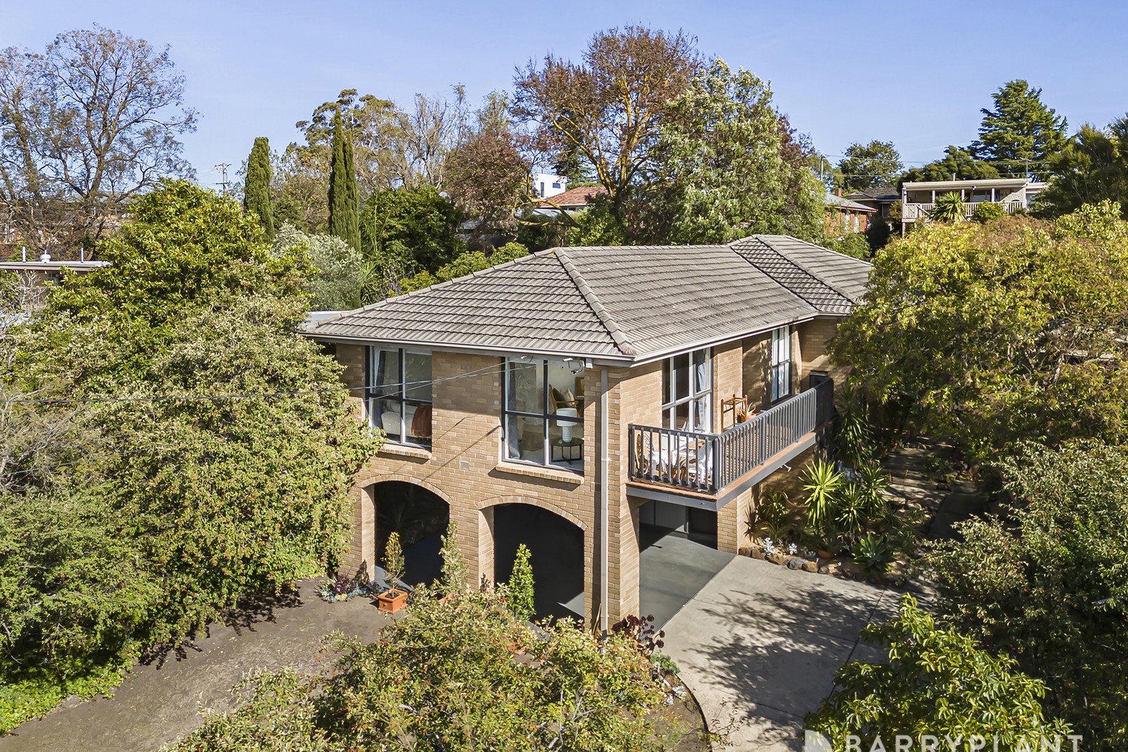 55 Chirnside Drive, Chirnside Park, VIC 3116 - Thumbnail 2 - 08/05/2025