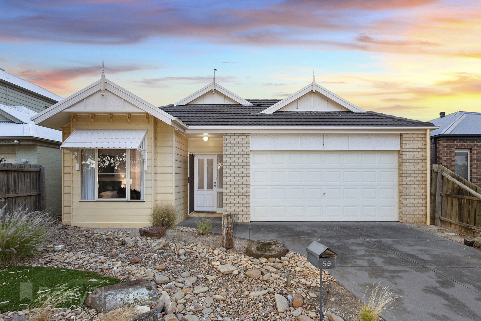 55 Dolphin Crescent, Point Cook, VIC 3030, Point Cook - Thumbnail 2