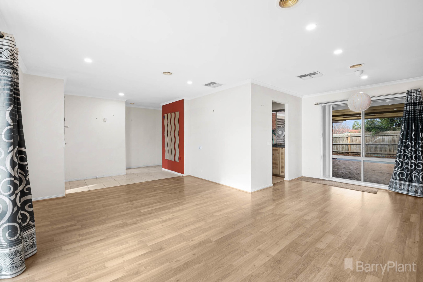 55 Earlsfield Drive, Berwick, VIC 3806, Berwick - Thumbnail 2