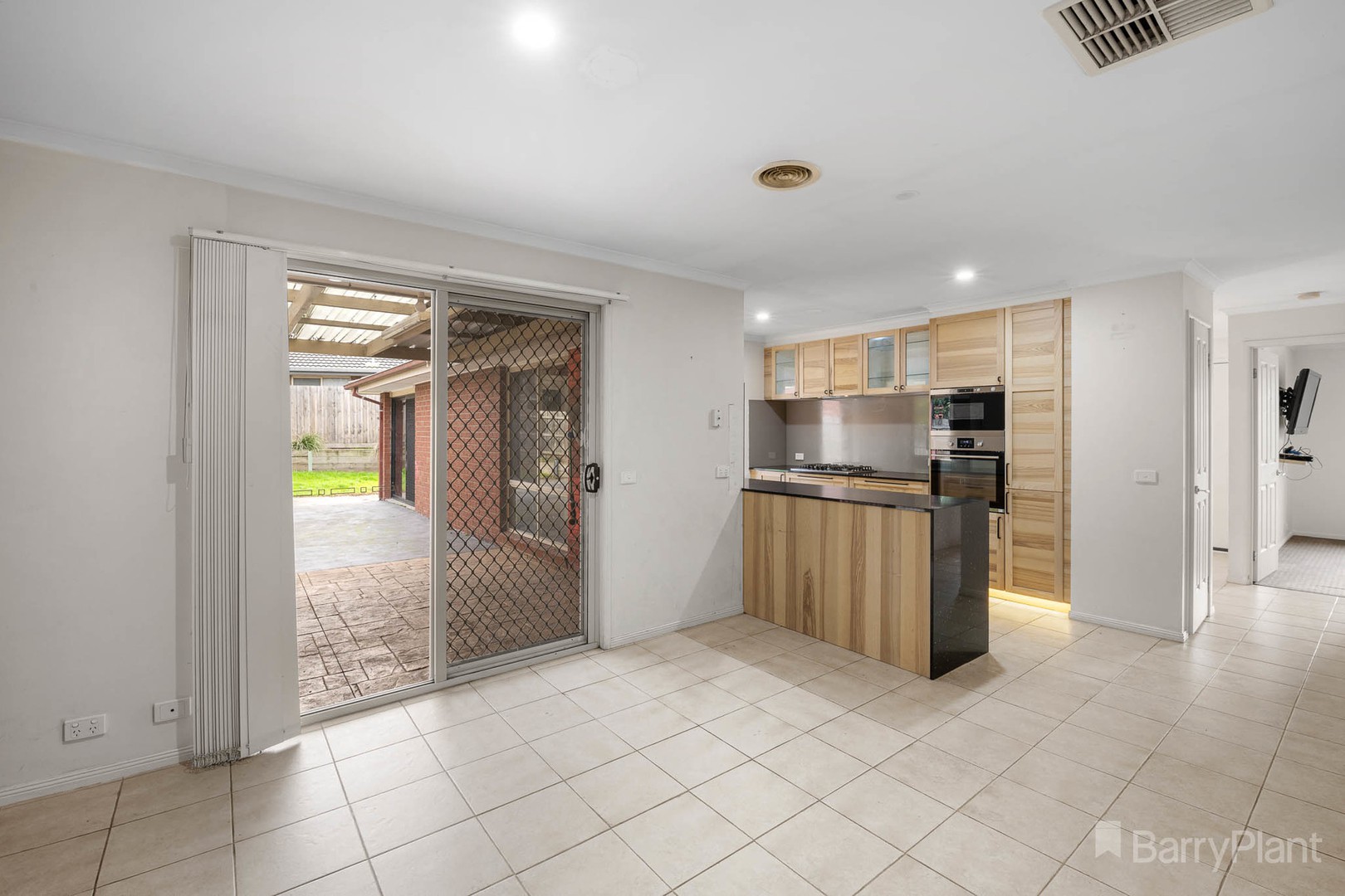 55 Earlsfield Drive, Berwick, VIC 3806, Berwick - Thumbnail 3