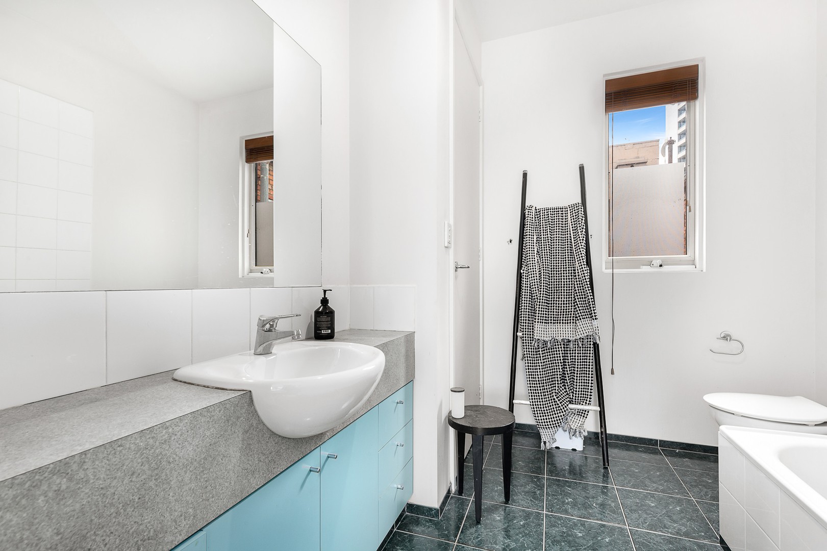 55 Esplanade West, Port Melbourne, VIC 3207, Port Melbourne - Thumbnail 6