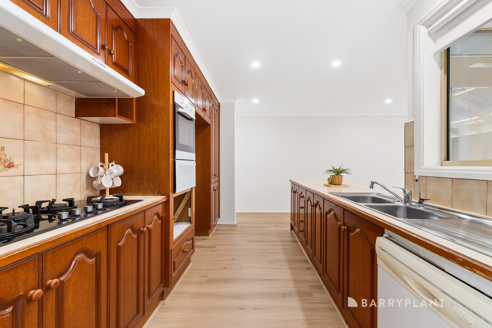 55 Hinkler Drive, Mill Park, VIC 3082, Mill Park - Thumbnail 4
