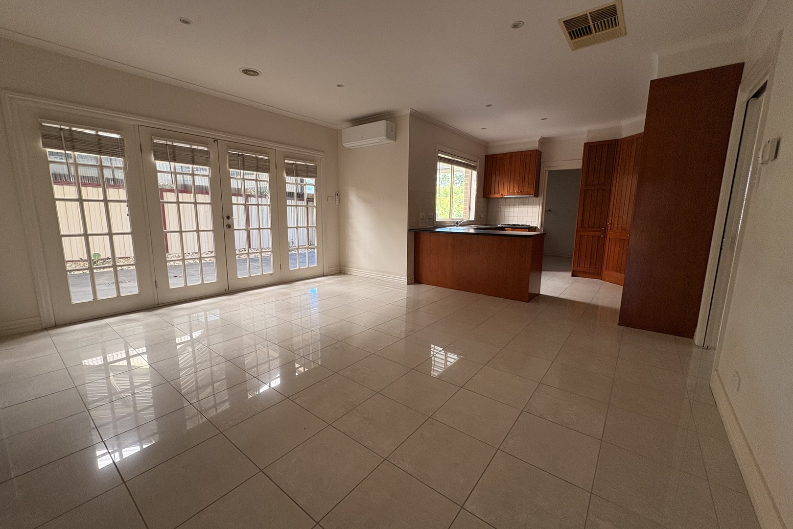 55 Jacaranda Drive, Taylors Hill, VIC 3037, Taylors Hill - Thumbnail 4