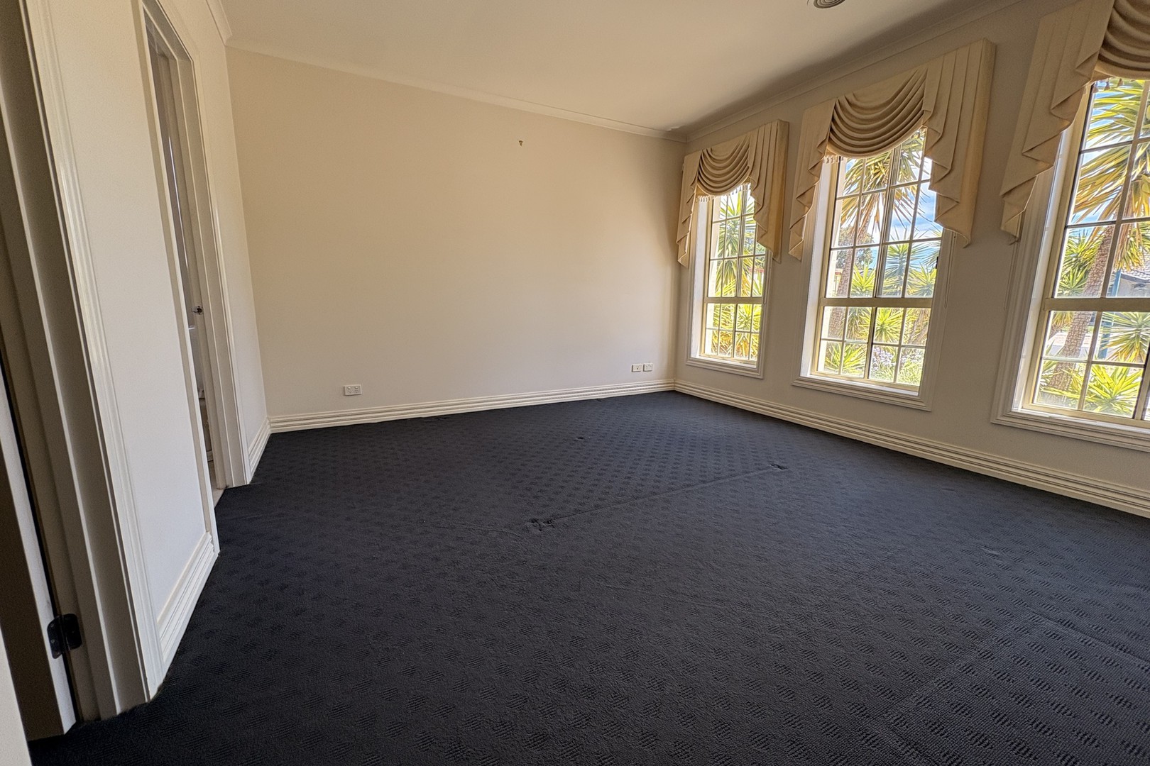 55 Jacaranda Drive, Taylors Hill, VIC 3037, Taylors Hill - Thumbnail 5