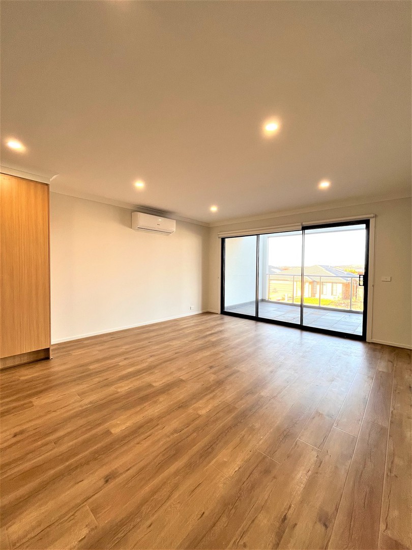 55 Lynwood Drive, Thornhill Park, VIC 3335, Thornhill Park - Thumbnail 5