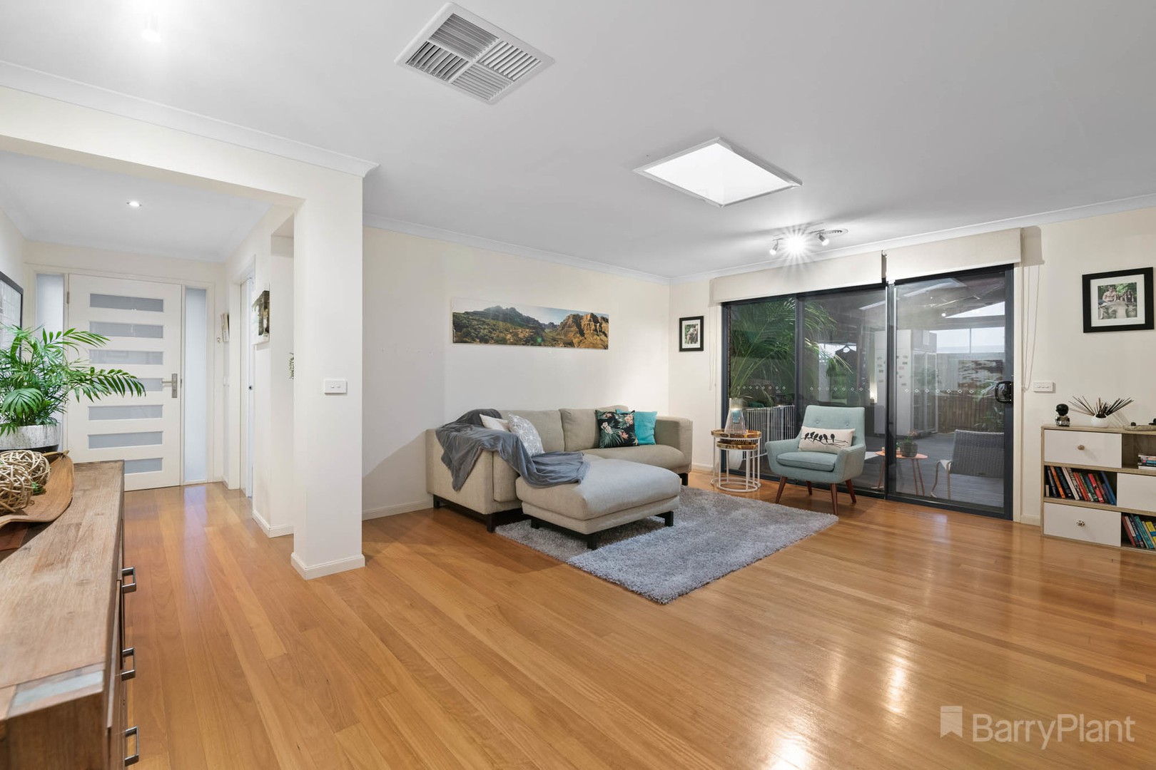55 Marsh Grove, Berwick, VIC 3806, Berwick - Thumbnail 2