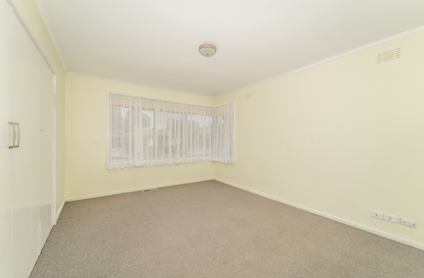 55 Newhaven Road, Burwood East, VIC 3151, Burwood East - Thumbnail 2